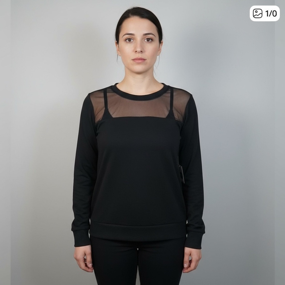 003 SWTSHRT: Style B sweater size L